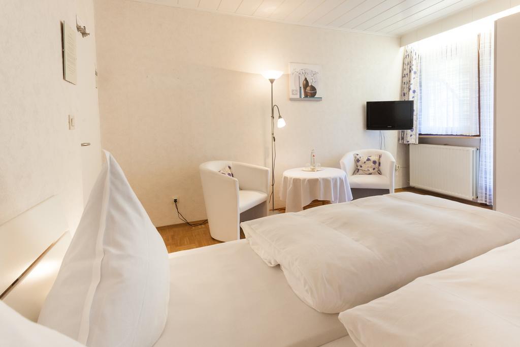 Haus Kesper-Brunen Hotel Willingen  Szoba fotó